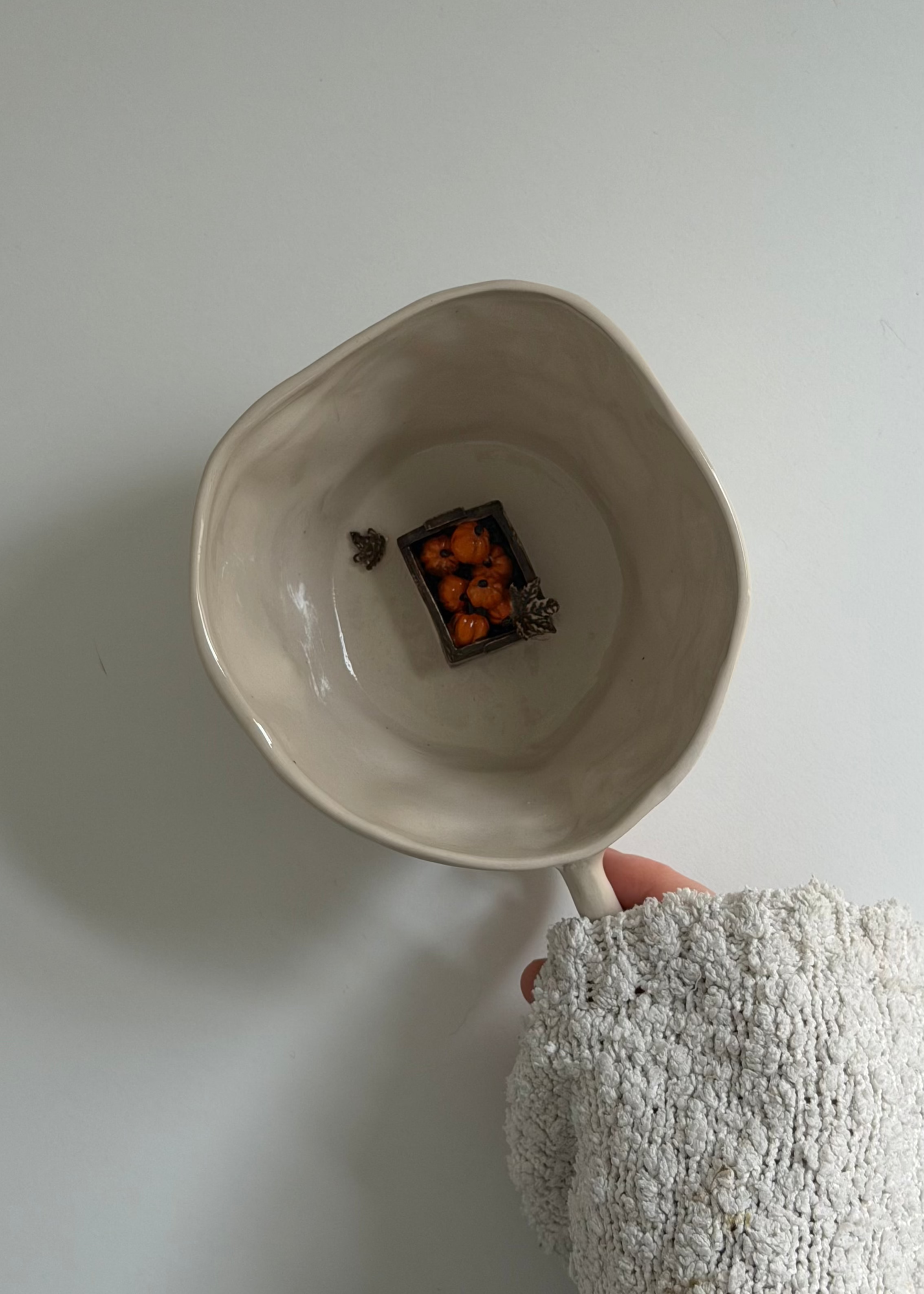Pumpkin Basket Mug