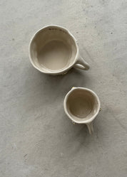 Sue Sue Daisy Mug