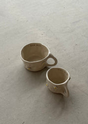 Sue Sue Daisy Mug