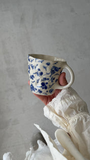 Vintage Floral Latte