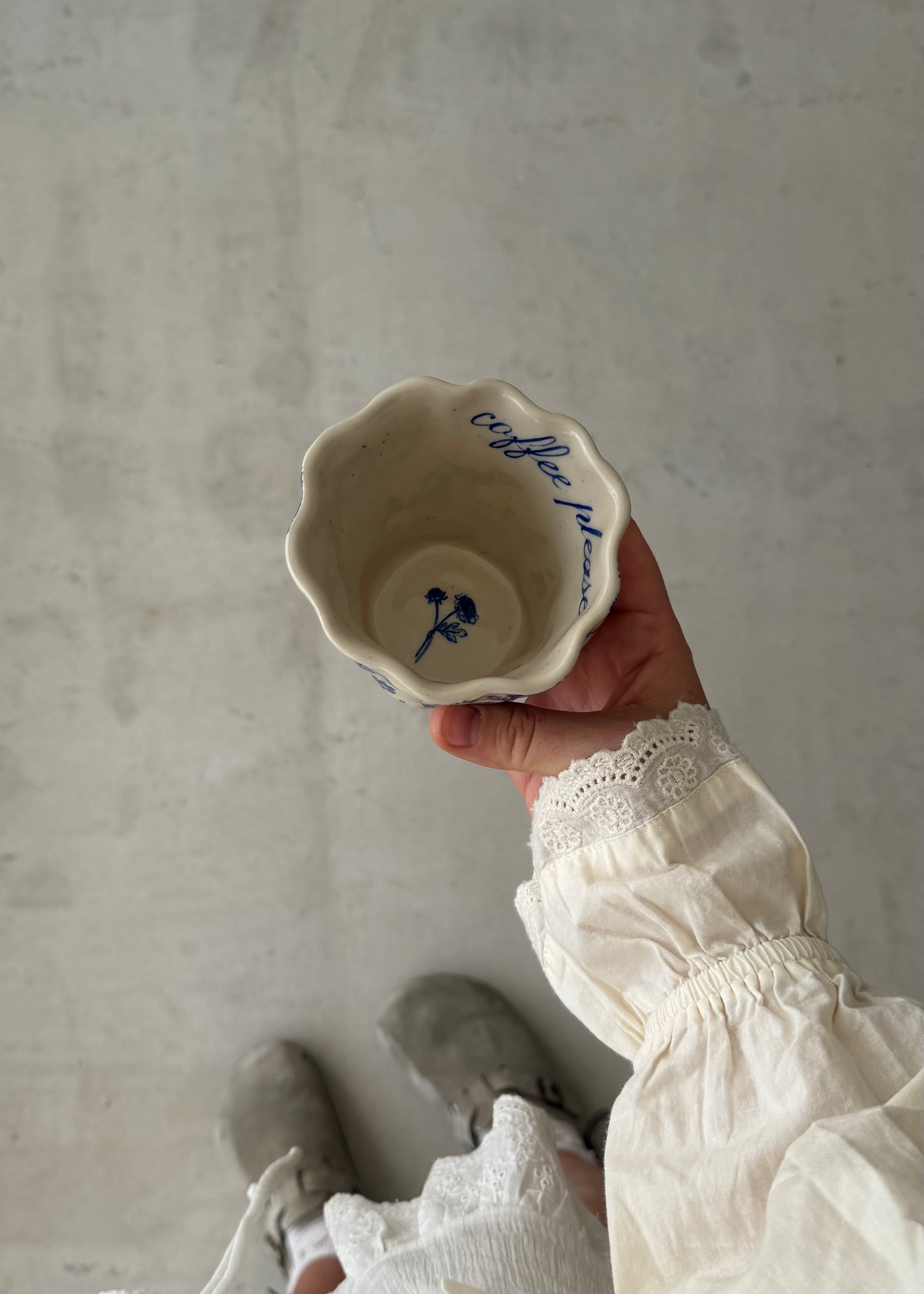 Coffee Please Vintage Frilled Tumbler