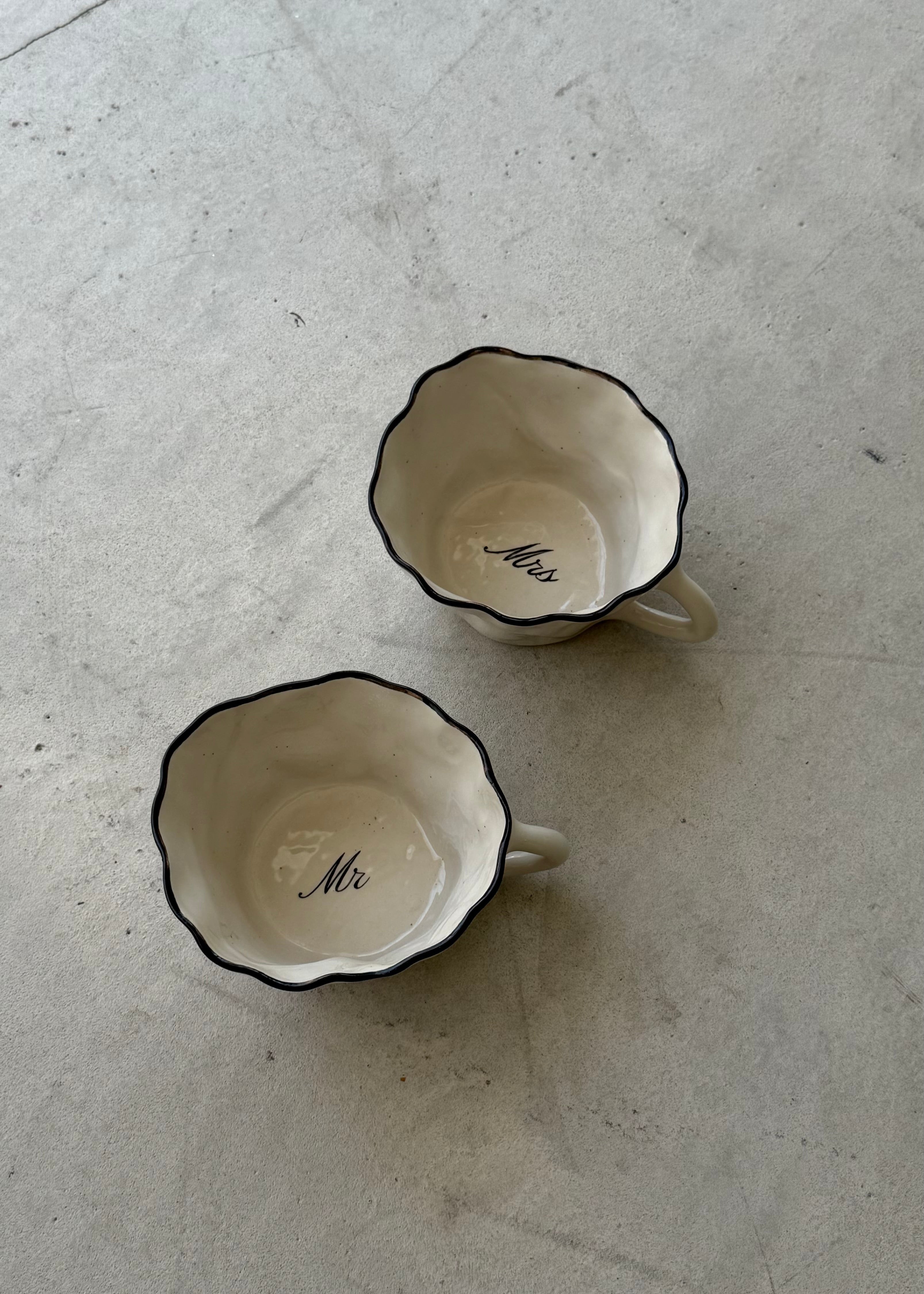Heirloom Custom Mr & Mrs Mugs Pair
