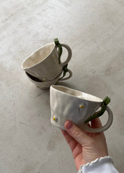Bow & daisy mug