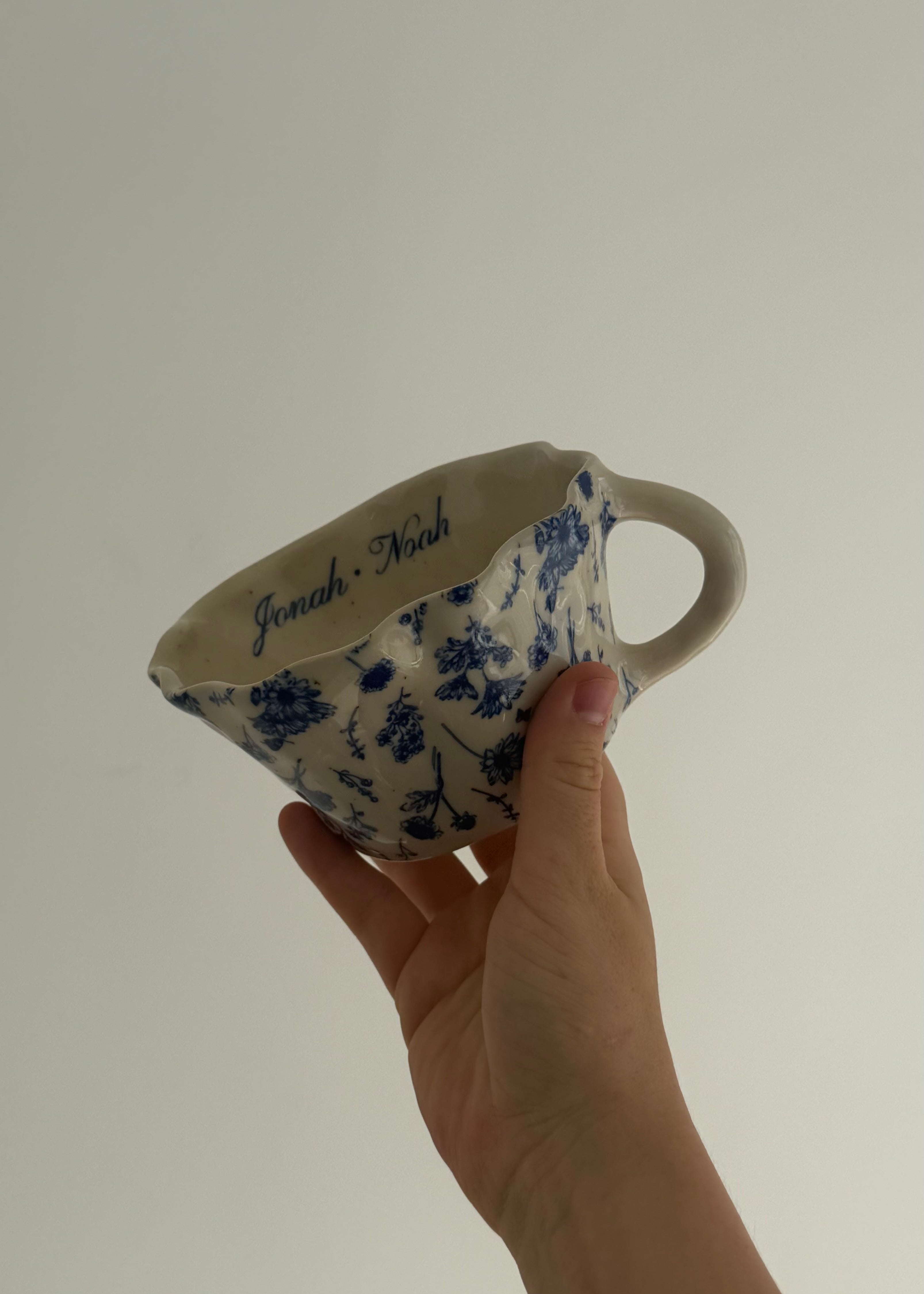 Custom Vintage Floral Frilled Mug
