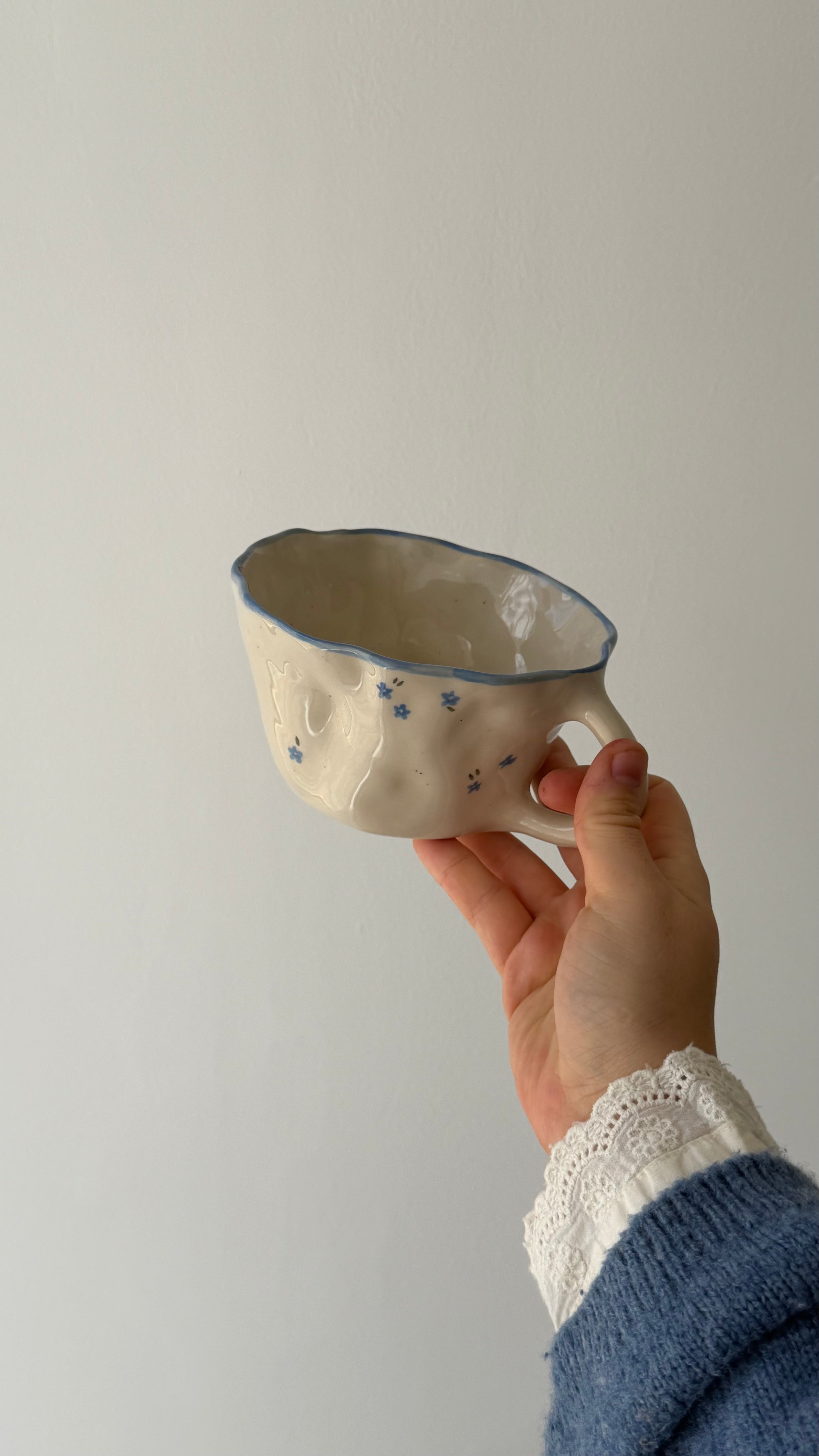 Baby Blue Frilled Large Mug