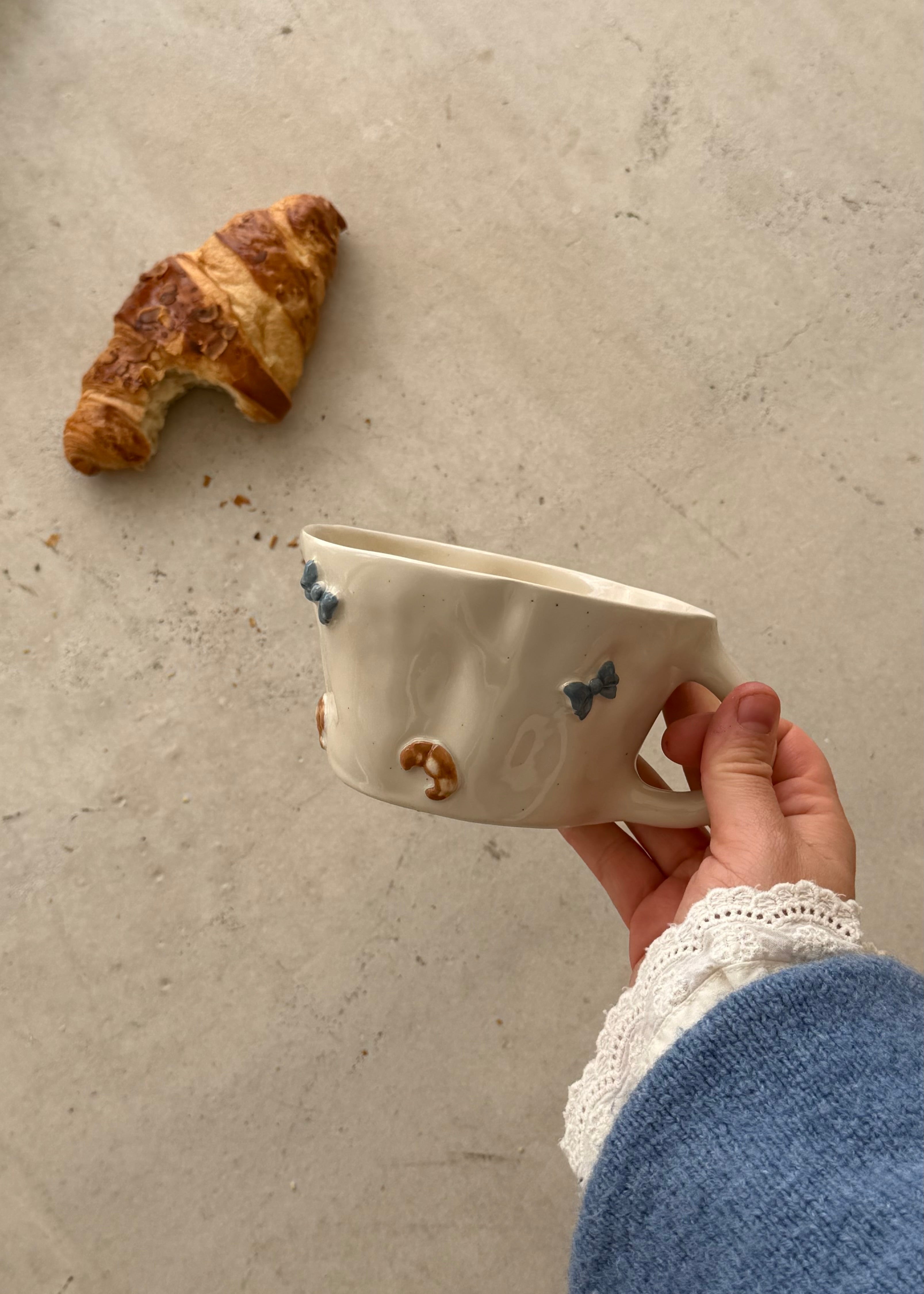 Bow & Croissants