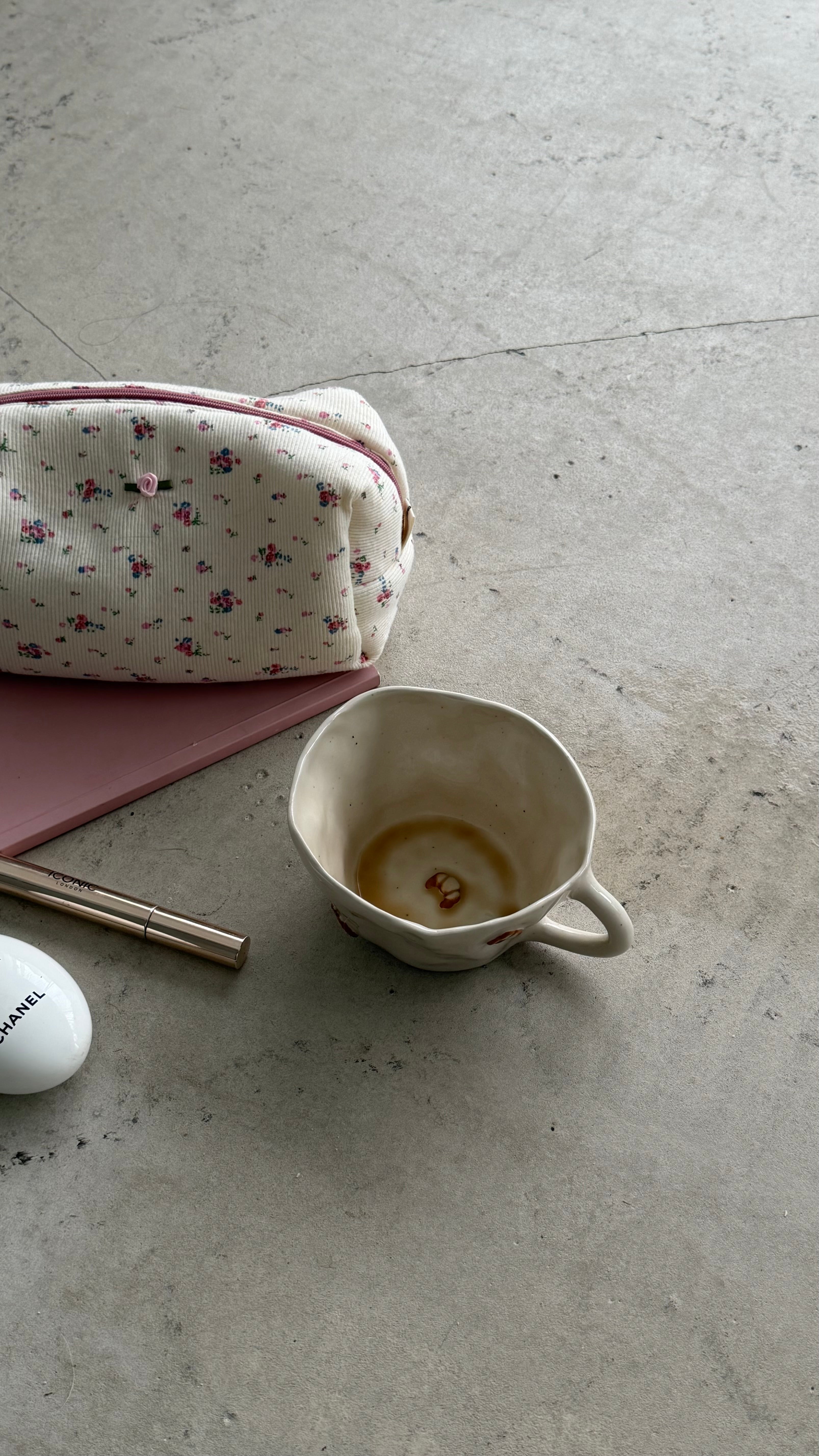 Large croissant Mug