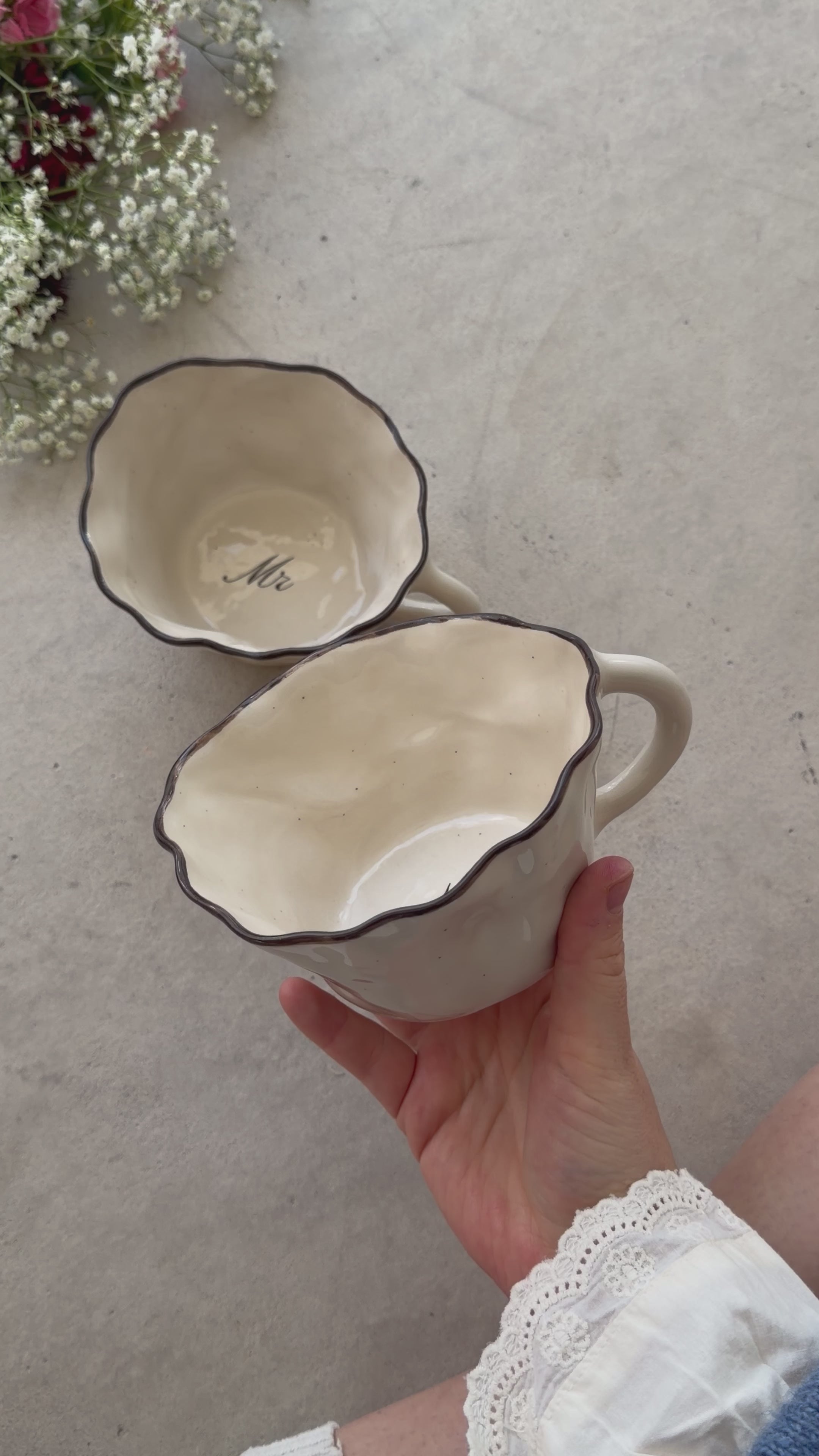 Heirloom Custom Mr & Mrs Mugs Pair
